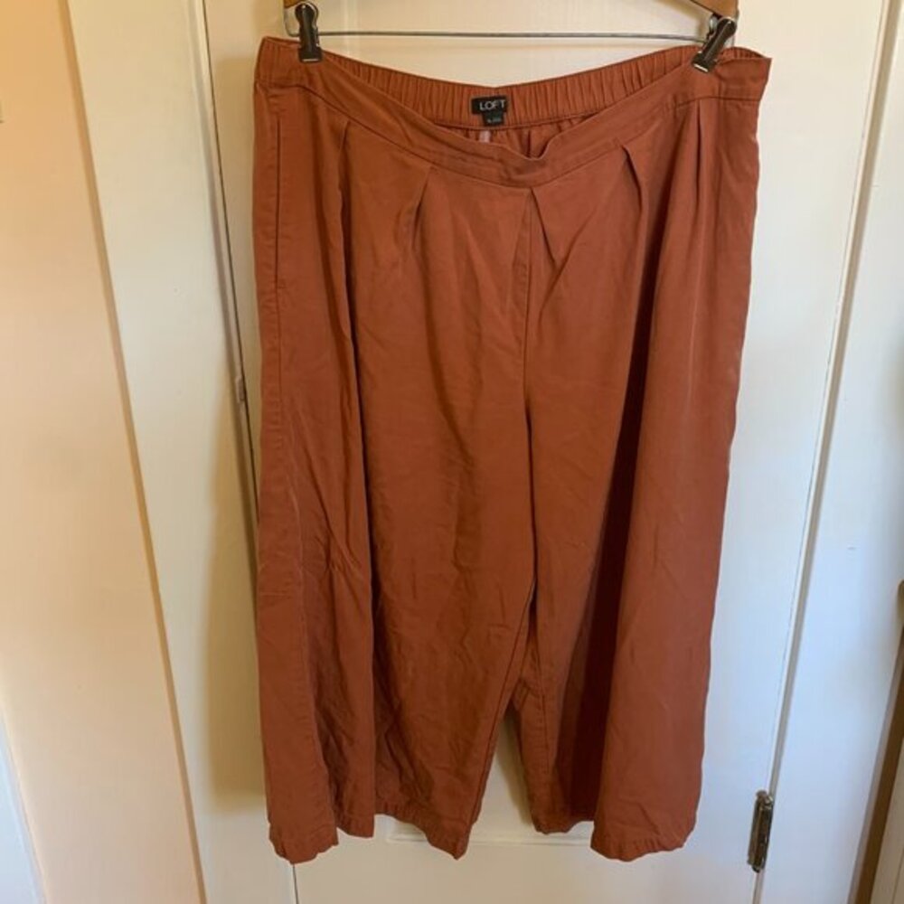 LOFT Women XL Terracotta Orange Lyocell Wide Leg Crop Pants Pleated Pull On